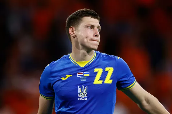 Защитник сборной Украины вошел в список лучших футболистов Евро по версии Marca 