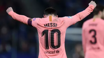 Барселона вынуждена будет отдать 10-й номер Месси другому игроку 