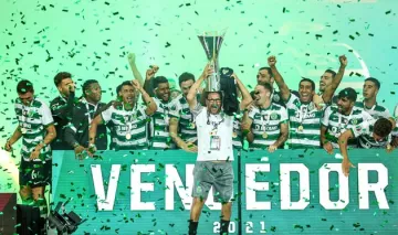 Спортинг выиграл в девятый раз Суперкубок Португалии, обыграв Брагу и обогнал Бенфику по количеству трофеев