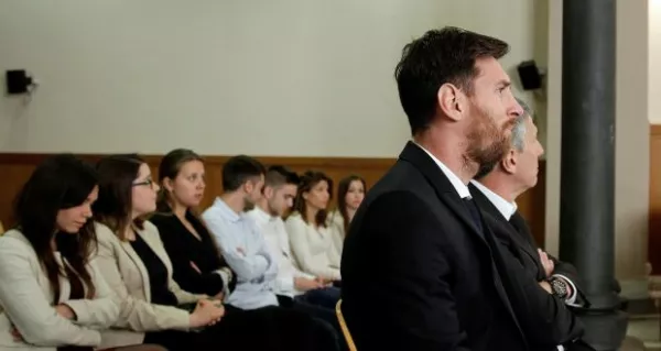 Испанский суд прекратил дело против Месси