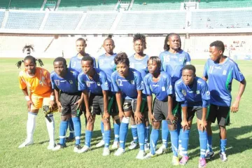 «Вы можете перепутать их с мужчинами»: президент Танзании неоднозначно высказалась о женском футболе 