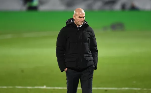 Зидан покинул пост главного тренера Реала 