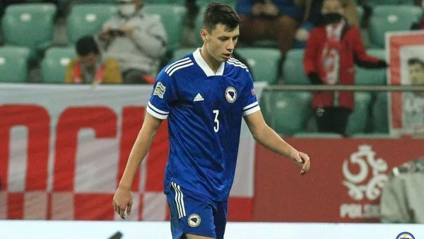  Защитник сборной Боснии и Герцеговины Ахмедходжич рассказал, чего испугалась во Львове его команда