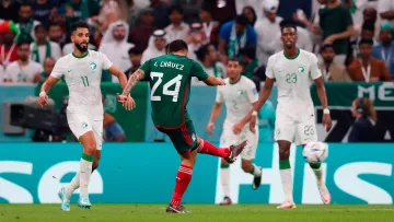 Гол-шедевр не помог: Мексика победила Саудовскую Аравию, но драматично вылетела из ЧМ-2022