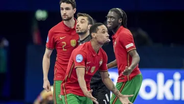  Сборная Португалии по футзалу совершила невероятный камбэк в финале Евро-2022 против России и защитила статус чемпиона Европы