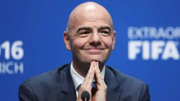 Инфантино останется на посту президента ФИФА: скандальный функционер переизбран на новый срок