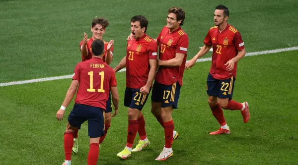 Видеообзор матча Италия — Испания — 1:2: дубль Торреса в полуфинале Лиги наций прервал серию из 37 матчей без поражений