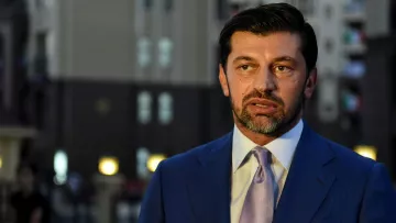 «Каладзе не хватает образования»: грузинский легион назвал экс-футболиста Динамо и Милана предателем Украины