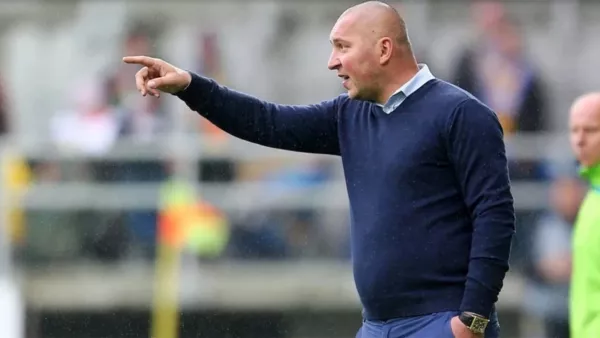 Бывший защитник Шахтера покинул пост главного тренера польского клуба, в котором выступает украинец