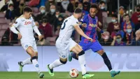 Все решится в Неаполе: видеообзор боевой ничьей Барселоны с Наполи в матче плей-офф Лиги Европы