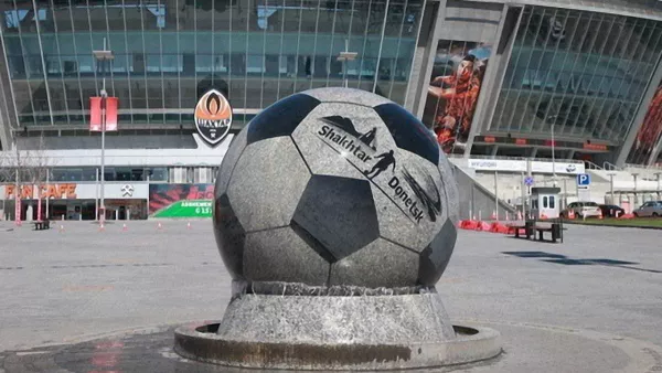 Директор Шахтера отреагировал на информацию о том, что оккупанты украли фонтан-мяч с «Донбасс Арены»