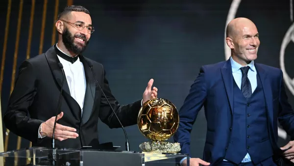 Бензема – обладатель «Золотого мяча 2022»: Шевченко едва сдержал эмоции и наградил лучшую футболистку сезона