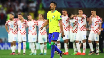 «Все было в наших руках»: хавбек сборной Бразилии прокомментировал драматический вылет команды с Мундиаля