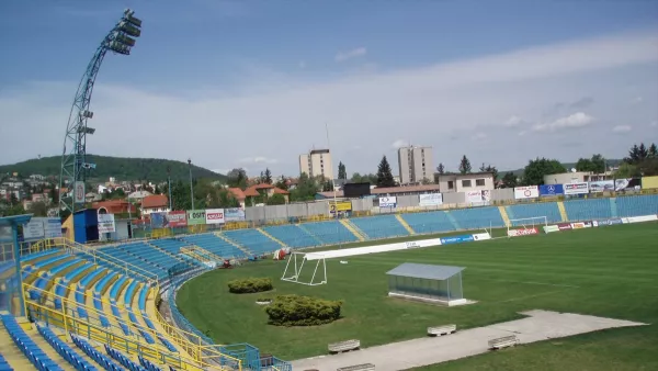 Поближе к Украине: Днепр-1 поменял домашний стадион на еврокубковые матчи