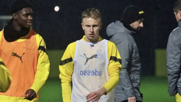 Юный украинец присоединился к Боруссии: фото с первой тренировки полузащитника в немецком топ-клубе
