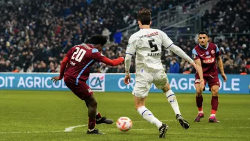 Марсель проиграл клубу Лиги 2 и покинул Кубок Франции: Малиновского заменили после второго пропущенного гола 