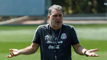 Очередное увольнение на ЧМ-2022: главный тренер сборной Мексики потерял работу после невыхода в 1/8 финала