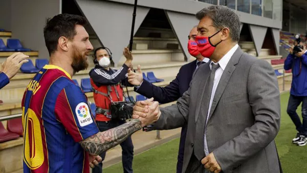 «Это мечта многих каталонцев»: Лапорта встретится с Месси, чтобы предложить ему вернуться в Барселону