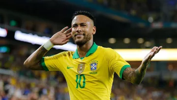 «Это случилось снова»: Неймар прокомментировал травму в стартовом матче Бразилии на ЧМ 