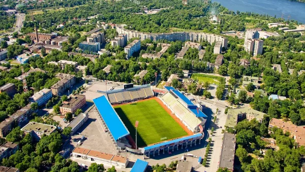 Металлург может вернуться в Запорожье: источник сообщил о переговорах клуба с властями прифронтового города