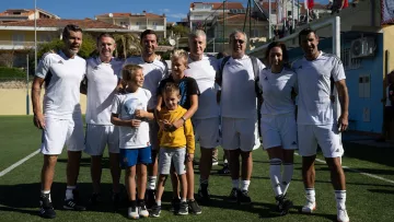 Срна сыграл вместе с Фигу: директор Шахтера принял участие в мероприятии массового футбола по приглашению УЕФА