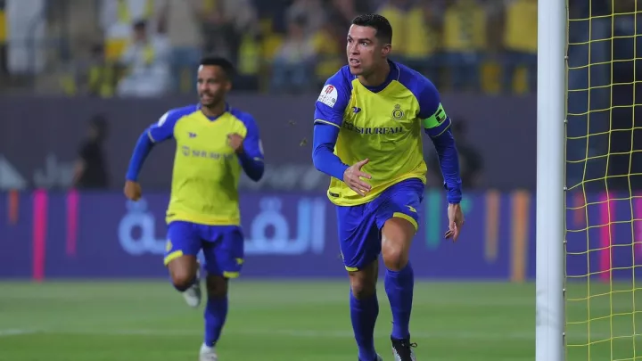 Роналду знову найбагатший спортсмен планети: у 2025 році португалець заробив удвічі більше за Мессі