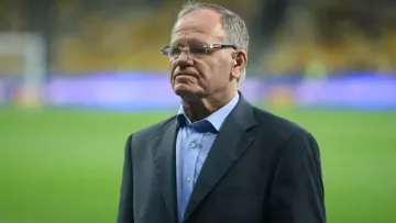 Бывший главный тренер сборной Украины стал отцом в 68 лет: легенда футбола поделился эмоциями