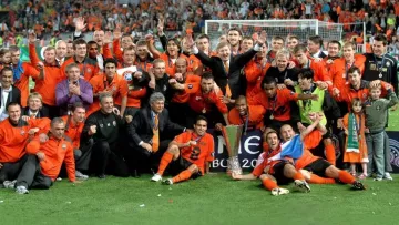 Ровно 14 лет назад Шахтер выиграл Кубок УЕФА: видео триумфальной победы команды Луческу над Вердером