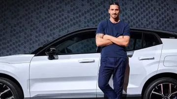 Ібрагімович не зупиняється: Златан поповнює колекцію новим Ferrari за величезну суму