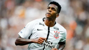 Ексгравець Манчестер Сіті має величезні проблеми: футболіста заарештували вчетверте за півтора року