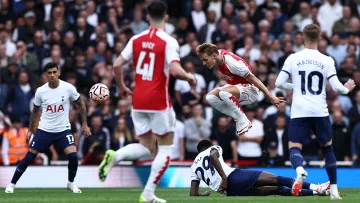 Арсенал сыграл вничью в лондонском дерби с Тоттенхэмом: Зинченко поучаствовал в голевой атаке «канониров»