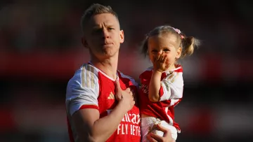 Влада Седан поздравила Зинченко с Днем отца: трогательная видео-подборка с защитником Арсенала и его дочерью