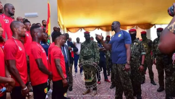 Президент Гвинеи поставил жесткий ультиматум игрокам сборной накануне Кубка африканских наций