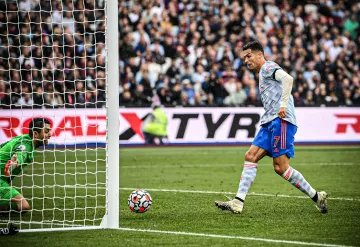 Видеообзор матча Вест Хэм – Манчестер Юнайтед – 1:2: Роналду снова забил, но героями стали Лингард и Де Хеа