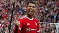 Три гола из пяти — Роналду: видео топ-5 мячей Манчестер Юнайтед сезона 2021/2022 с двумя «пушками» португальца