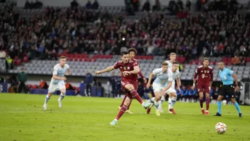Видеообзор матча Бавария — Динамо — 5:0: негостеприимный Мюнхен с разгромом и выездная антисерия киевлян