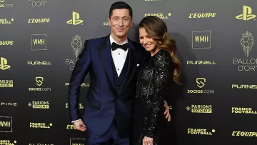 Жена Левандовски поддержала мужа после церемонии награждения Золотого мяча