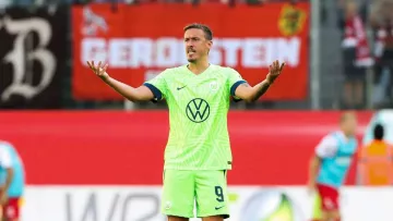 Экс-нападающего сборной Германии разжаловали до тренера вратарей за нарушение дисциплины