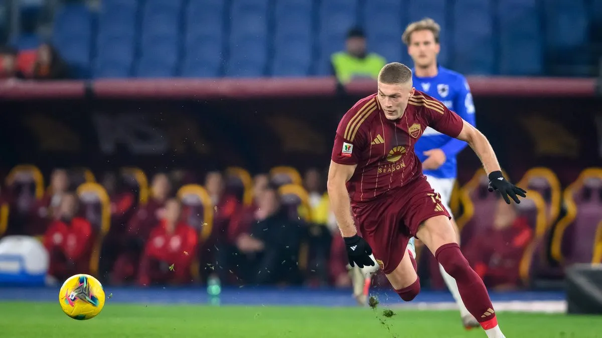 Довбик може стати одноклубником Миколенка: букмекери оцінили шанси Роми виграти Серію А