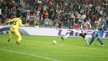 Динамо розгромно програло Самсунспору в Лізі конференцій: команда Шовковського зазнала другої поразки поспіль