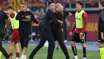 Рома объявила об увольнении Моуринью: шокирующее решение для португальского тренера