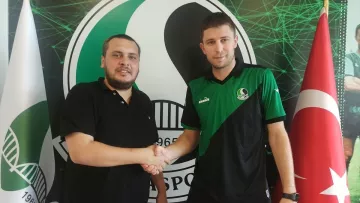 От дубля Валенсии до новичка второй лиги Турции: экс-нападающий Динамо официально нашел новый клуб