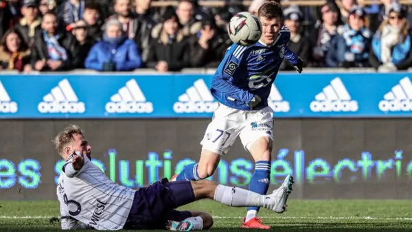 Соболь вышел на замену во втором матче подряд: Страсбург не смог обыграть аутсайдера Лиги 1