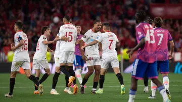 Лига Европы: команда Моуринью встретится в финале с рекордсменом еврокубкового турнира