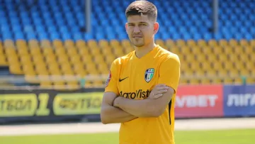 Не впечатлил Луческу: Ковалец покинул расположение Динамо, с которым тренировался в последнее время