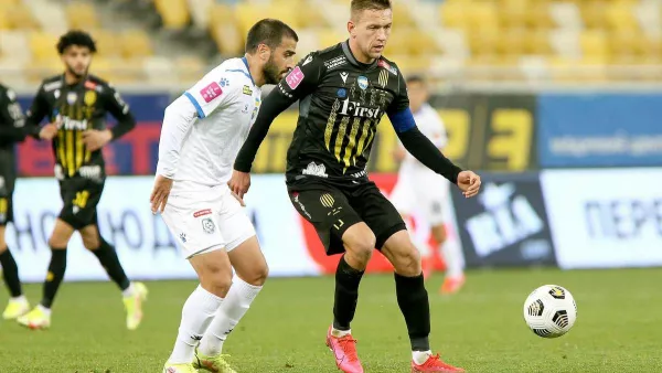 Черноморец едва не растерял преимущество в три мяча, но сумел победить ФК Рух в перестрелке с семью голами