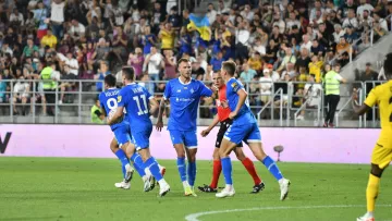 Динамо вышло в плей-офф раунд Лиги конференций: команда Луческу в серии пенальти победила Арис