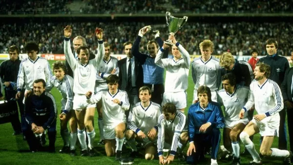 37 лет назад киевское Динамо в финале еврокубка разгромило мадридский Атлетико: объясняем зумерам, насколько это было круто