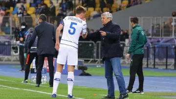 «Мистер, я с вами»: Сидорчук поддержал Луческу, оправдал провал Динамо в Лиге Европы и намекнул на чемпионство