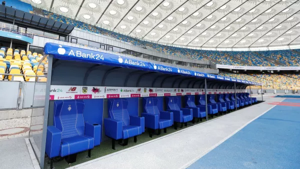 Динамо и Шахтер синхронно представили свои обновленные скамейки запасных на НСК «Олимпийский»